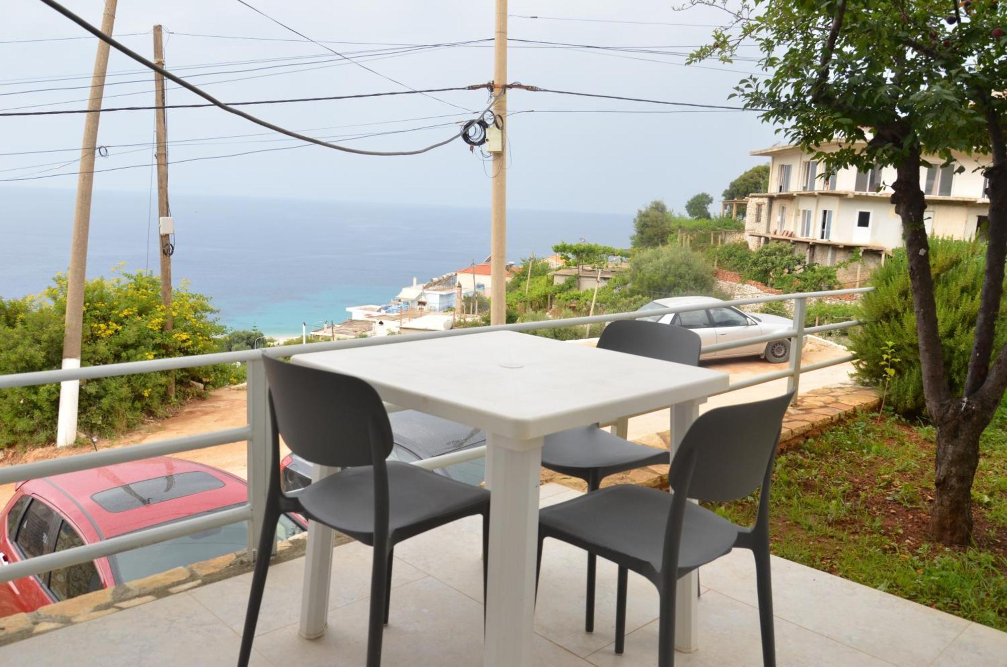 Harmonia Guest House 2 Himarë Extérieur photo