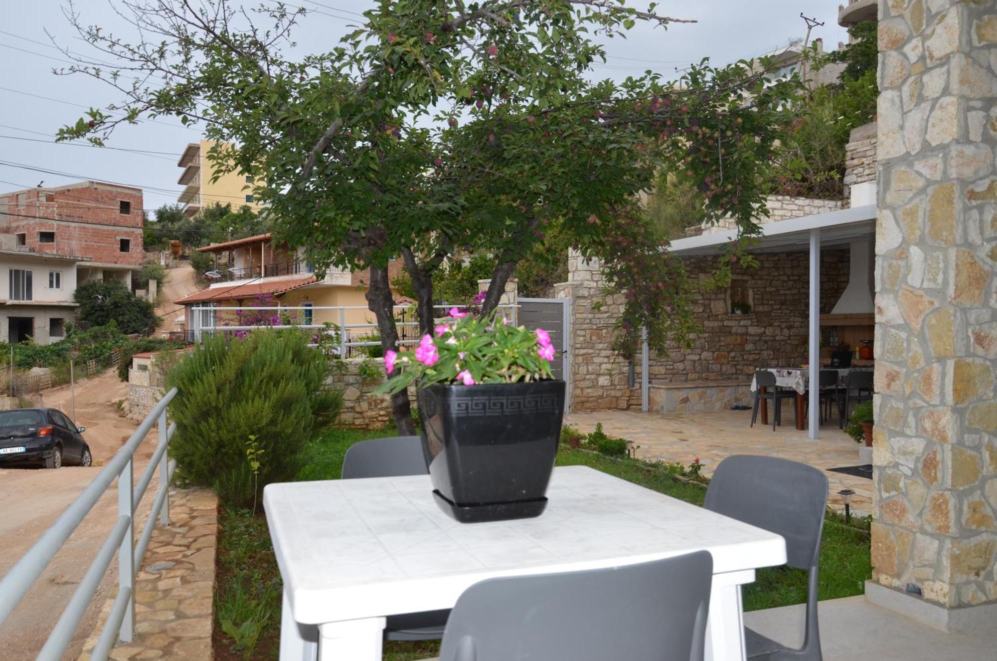 Harmonia Guest House 2 Himarë Extérieur photo
